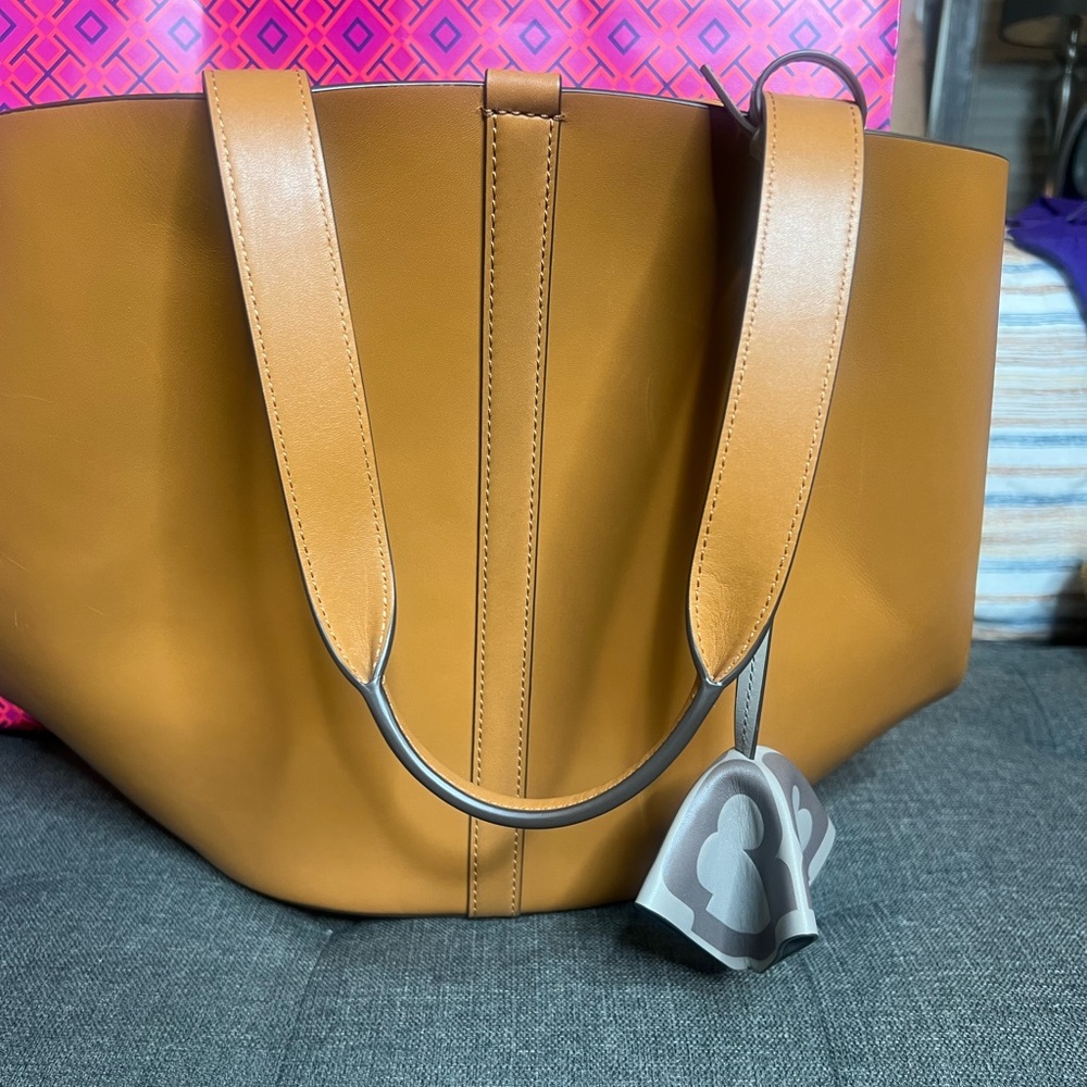 TORY BURCH Kobicha German Leather Runway SÈTE Tote BROWN